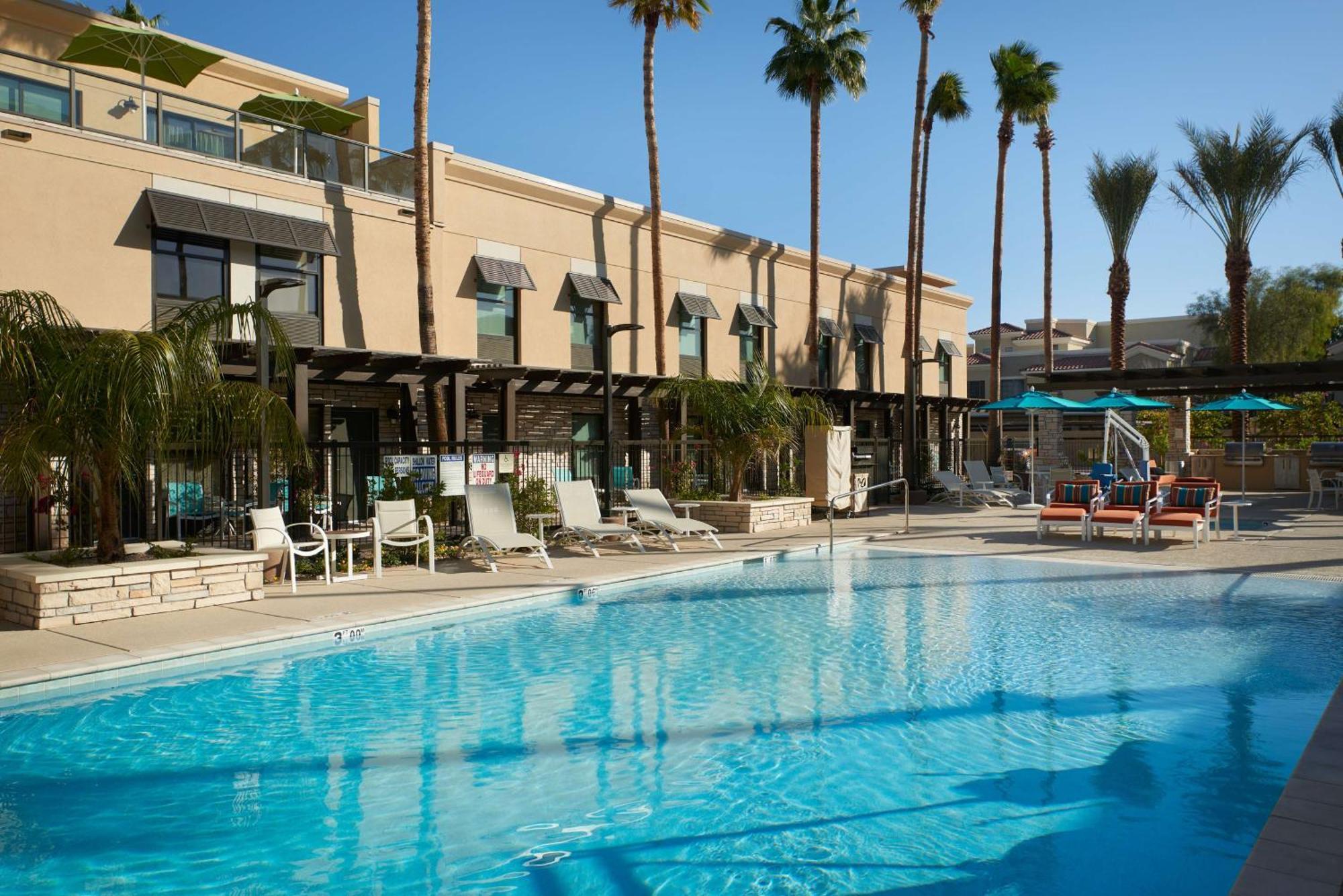 Hampton Inn & Suites Scottsdale On Shea Blvd Экстерьер фото